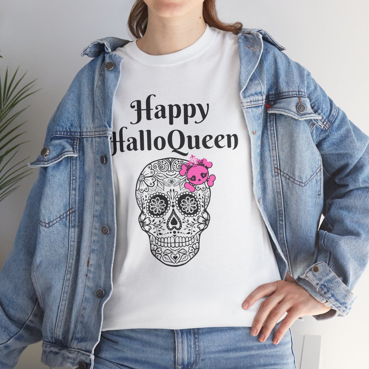 Happy HalloQueen Skull Tee - Unisex Halloween Shirt, Spooky Gift, Festive Apparel, Party Outfit, Skull Design